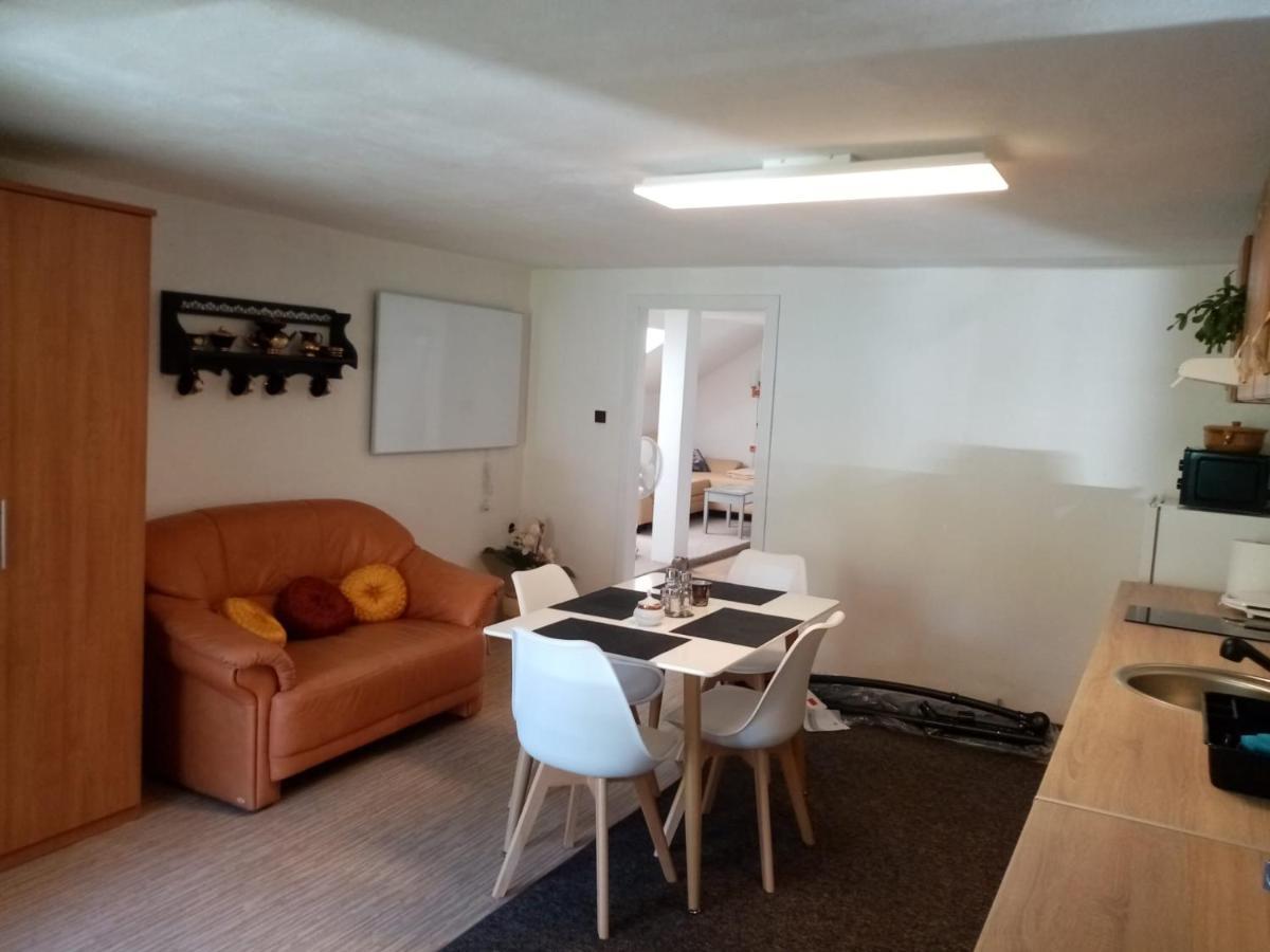 Apartamento Podkrovni Apartman Tereza Rumburk Exterior foto