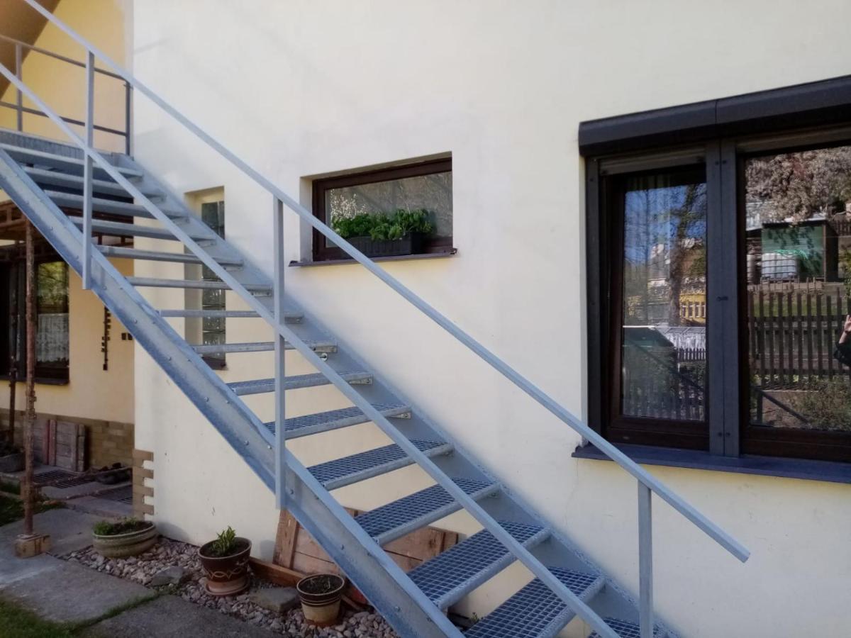 Apartamento Podkrovni Apartman Tereza Rumburk Exterior foto